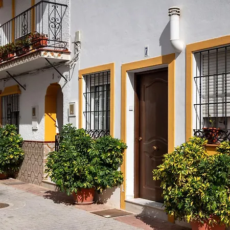 Holiday home Gehele Exclusief Luxe Townhouse In Marbella *